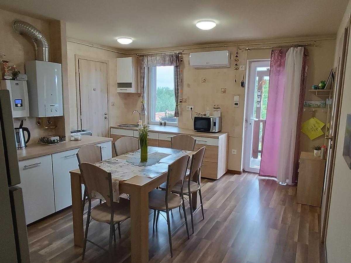 Holt-Tisza Vendeghaz Hotell Szeged Exteriör bild