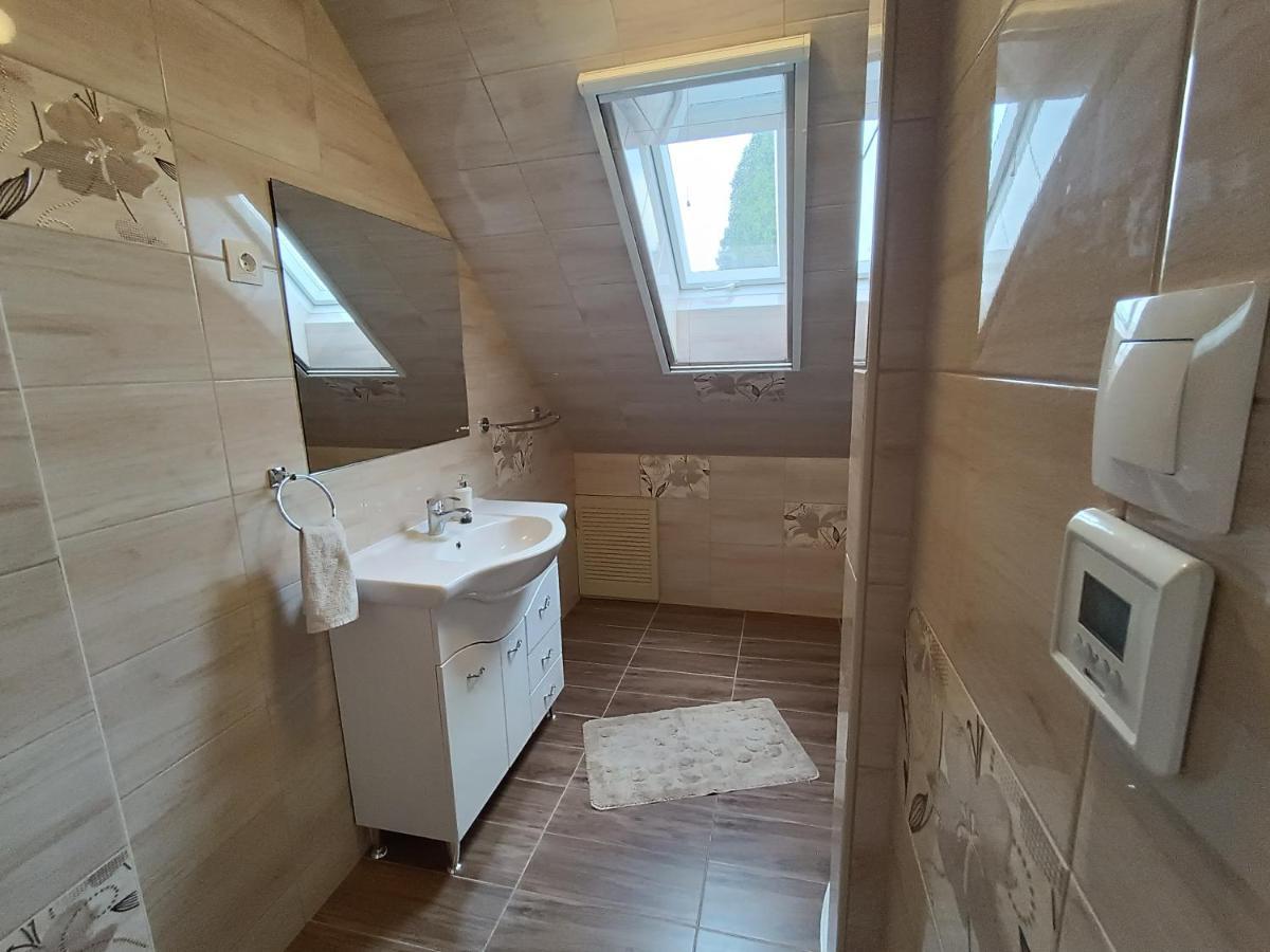 Holt-Tisza Vendeghaz Hotell Szeged Exteriör bild